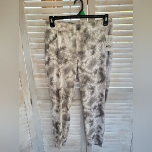 Utopia Women's Jeggings Size 1X